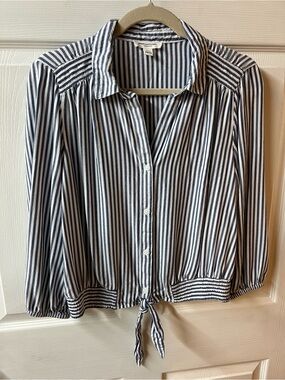beachlunchlounge Navy & White Striped Tie-Hem Button-Down Shirt